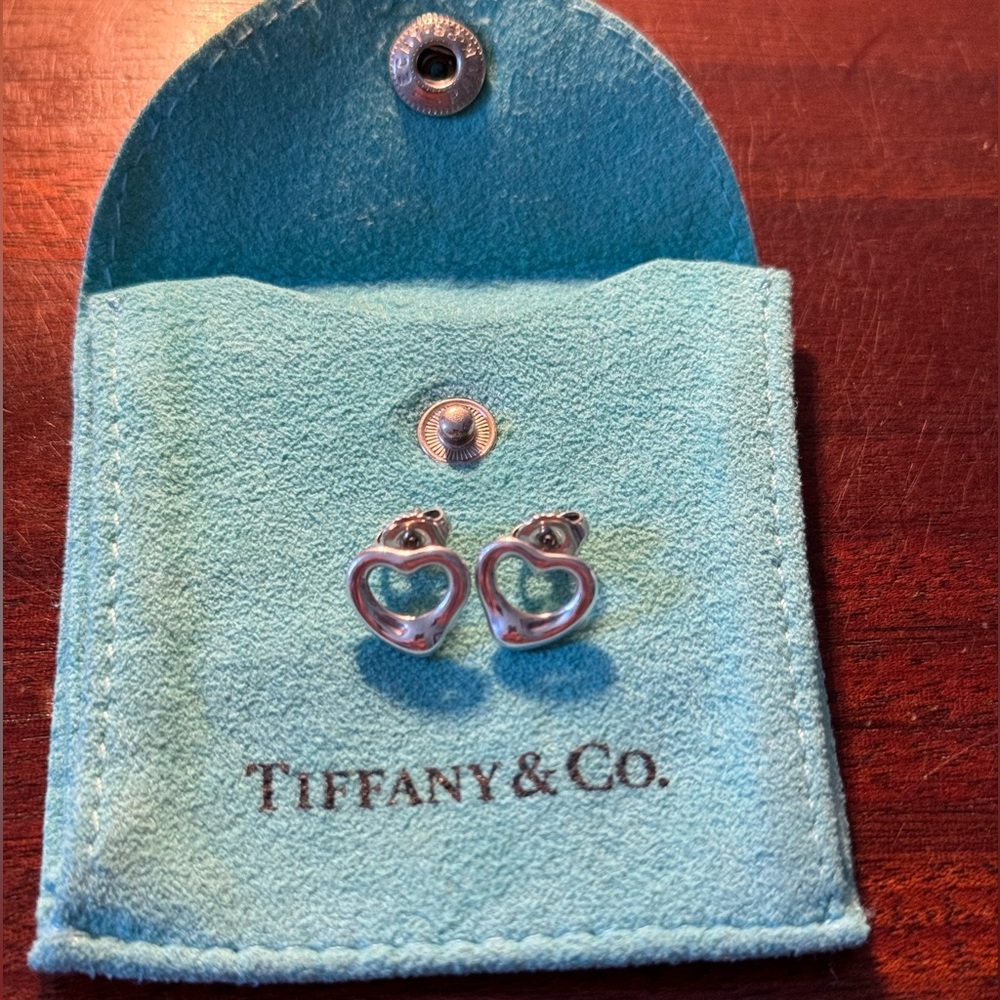 Vintage Tiffany's Elsa Peretti Silver Open
Heart Earrings